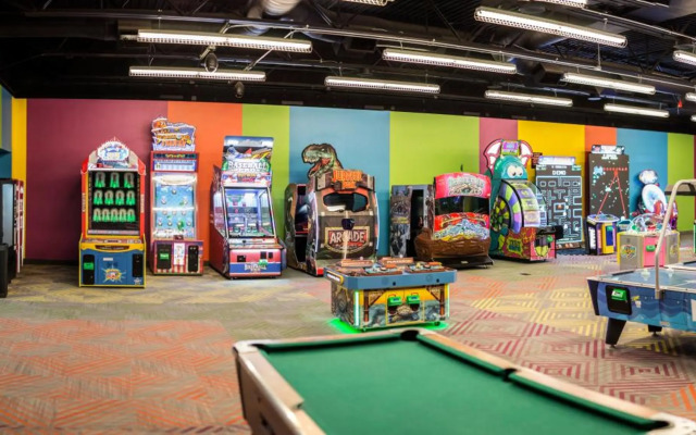 Avi Resort & Casino
