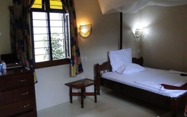 Pwani Silver Sand Beach Hotel