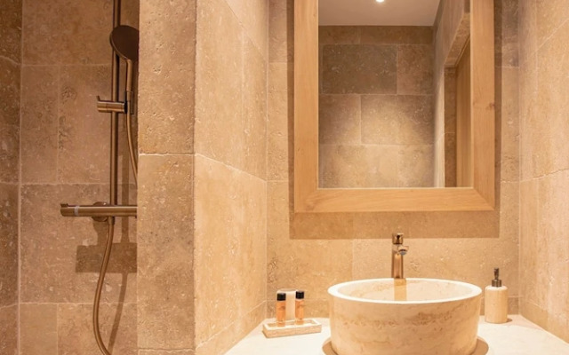 Magnificent apt - 2br/6p - Heart of Saint-tropez