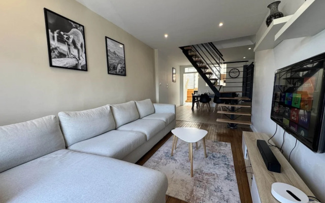 Home in Le Mans Near 24 Hours Circuit