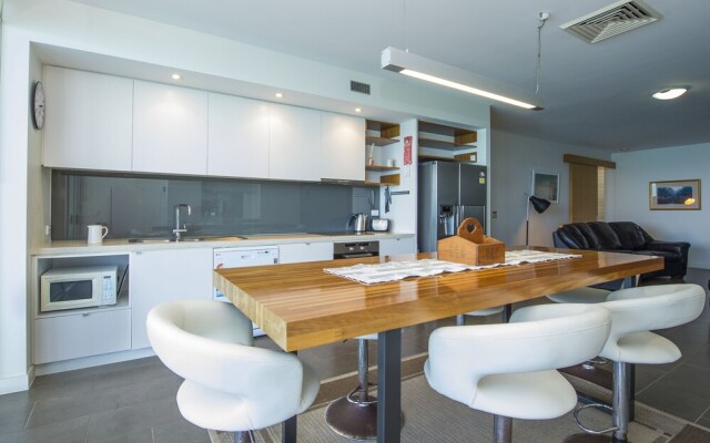 1 Bright Point Apartment 5501