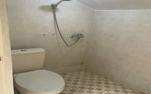 Ndalem Pundhi Guest House by Secoms