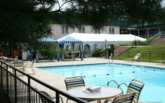 Park Inn by Radisson Harrisburg West