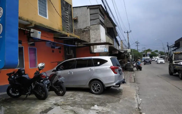 Oyo 3738 Pemda 22 Mansion