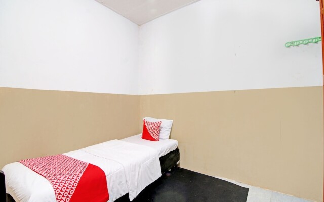 OYO 92933 Marvel House Syariah