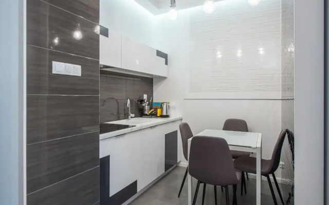 Estate Center Rooms Ilumino