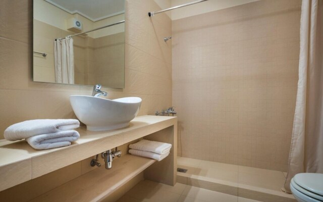 Eucalyptus Apartments Condo Lotos