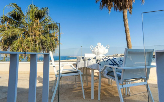 Marina Homes Suite in Syracuse