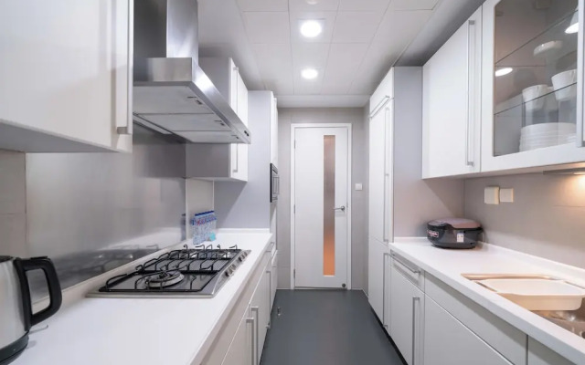 Tyms 3BR 2BA Apt Xujiahui Center