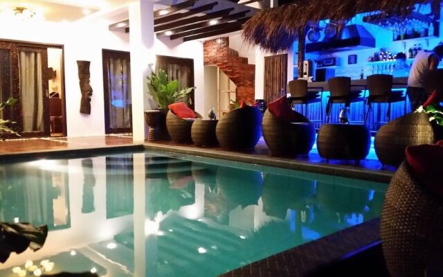 Pukka Beach Hotel