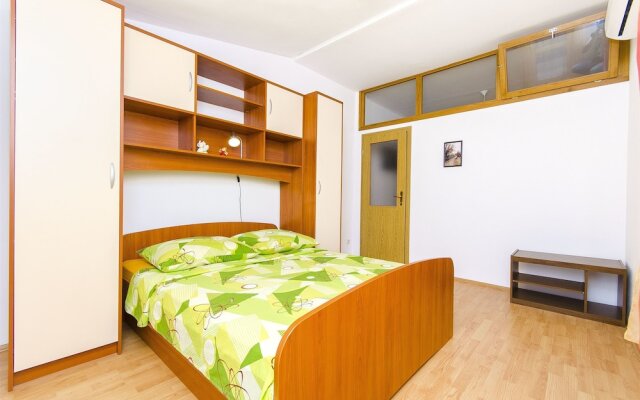 Apartment Smiljana