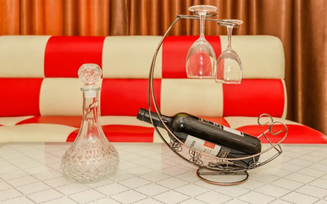 Taishan Shell Apartment