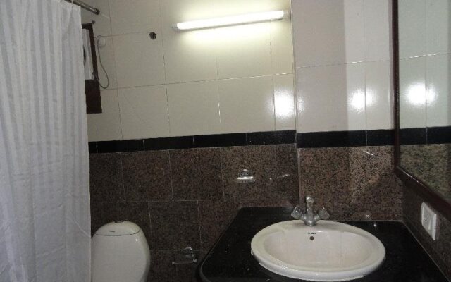 Vivek Hotel