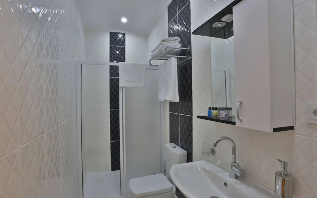 Bon Hotel City & Resort