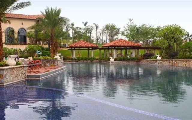 Mayland Resort