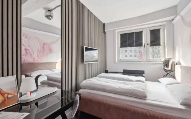 The Room 44