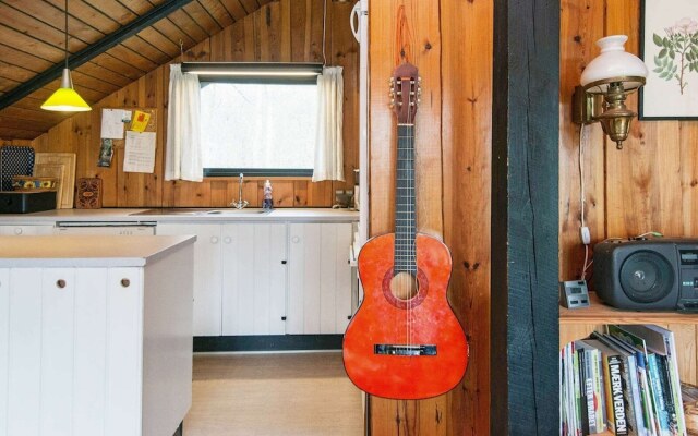 6 Person Holiday Home in Toftlund