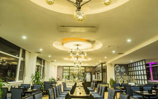 Midtown Hotel Hue