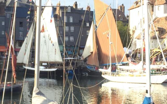 Clementines House Honfleur
