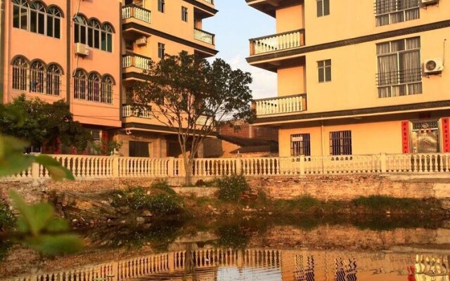 Yintan Fishing Village Inn