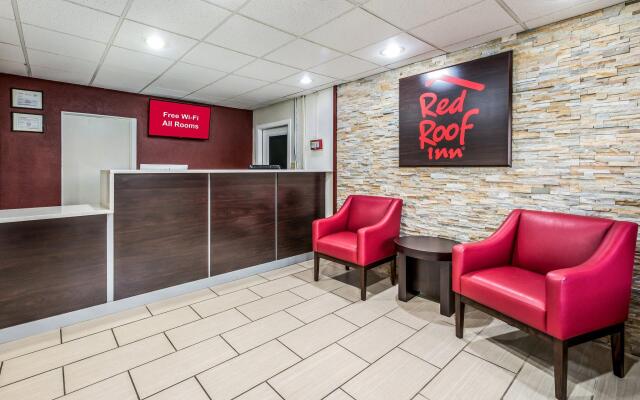 Red Roof Inn & Suites Wapakoneta
