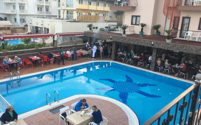 Aleria Belport Beach Hotel