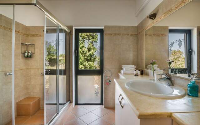 Alekos Beach Houses-Eternity