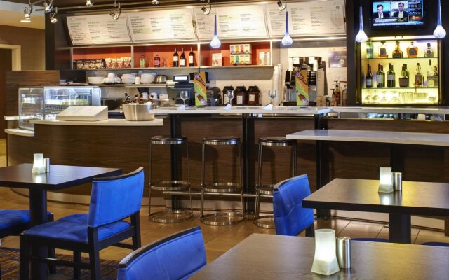 Courtyard by Marriott Detroit Utica