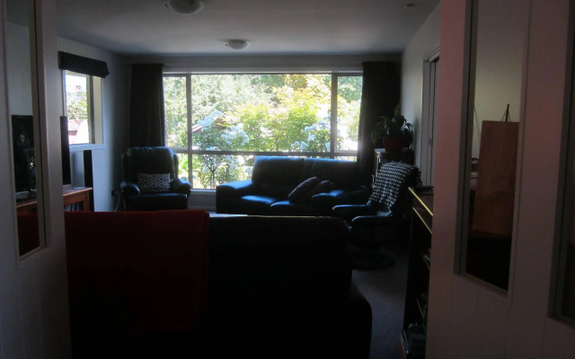 Airport Guesthouse