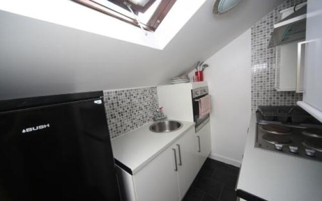 No 10 Guest House