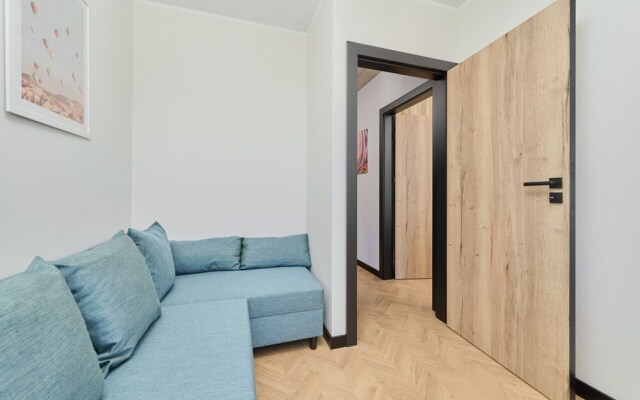 Apartments Wagrowska 12H by Renters