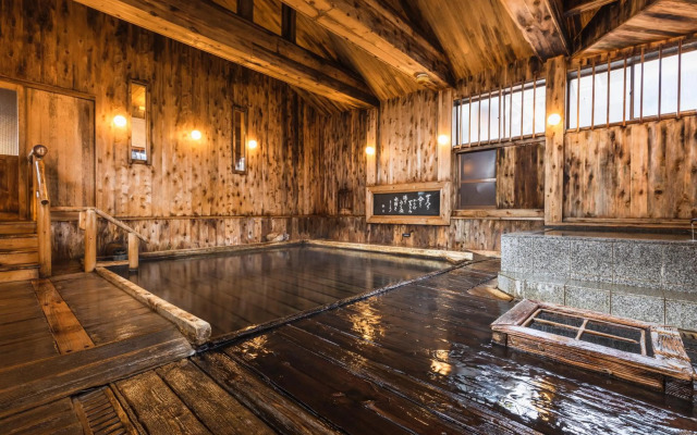 Tsuta Onsen
