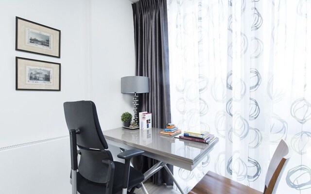 Modern 1BR Flat close to Canary Wharf