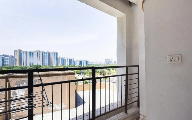 Independent European Style Fully Furnished Studio