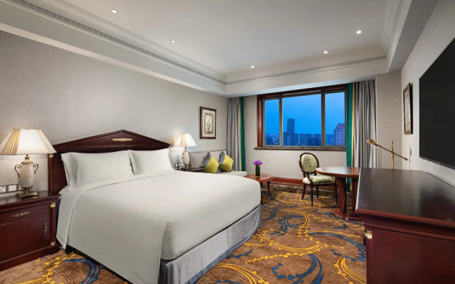 Crowne Plaza Shanghai Nanjing Road by IHG