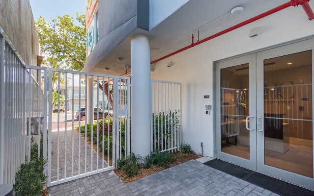 Luxury 2 bedroom apartment in South Beach 501