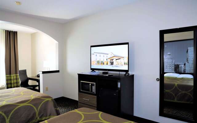 Super 8 by Wyndham High Point/Greensboro