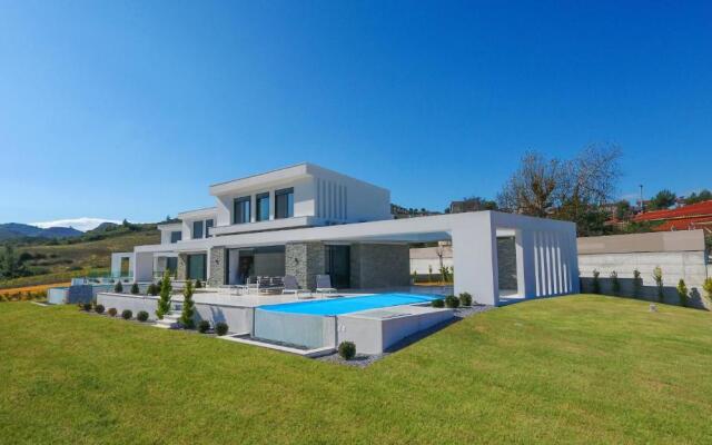 Villas Les Blancs 2 - Private Pool, 5 Bdrms, Panoramic View