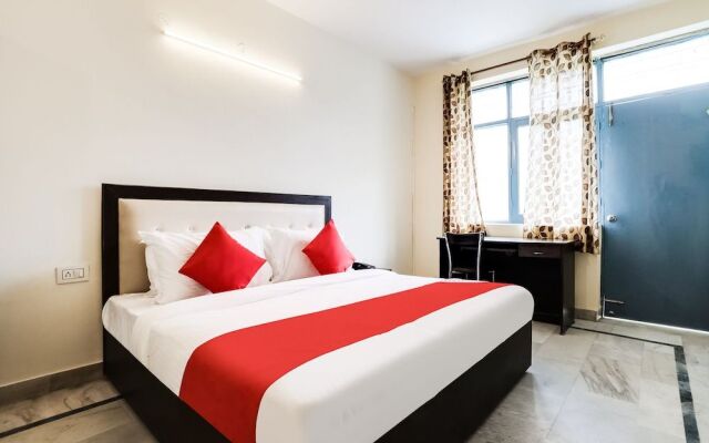 OYO Flagship 41356 Jasola