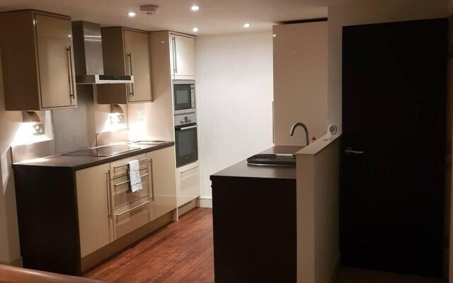 Comfy 1-bed Apartment in Huddersfield