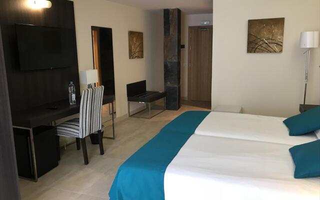 La Aldea Suites