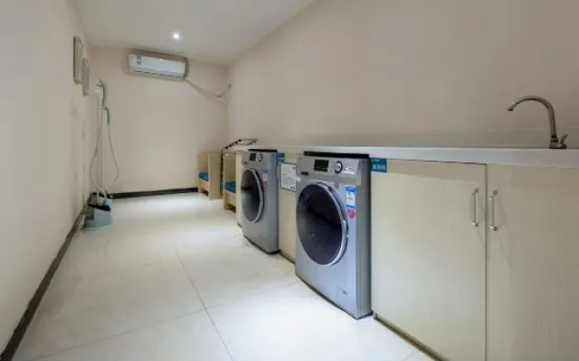City Comfort Inn Hotel (Guangzhou Renhe Subway Station Huazhong Plaza) – Guest Rooms – Guangzhou