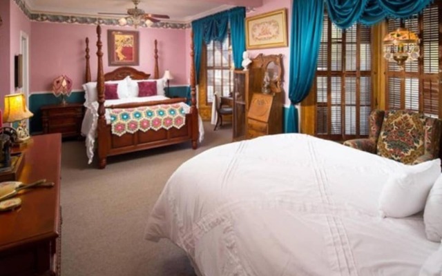 The Dutch Flat Hotel