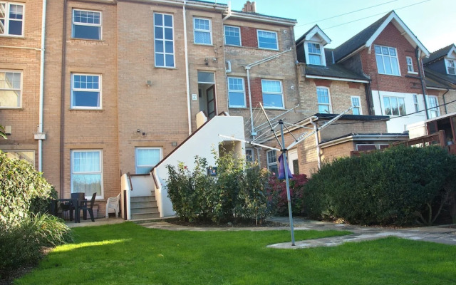 Weymouth Bay Apartment B