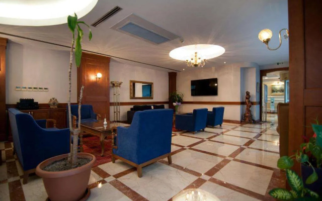 Taksim Metropark Hotel