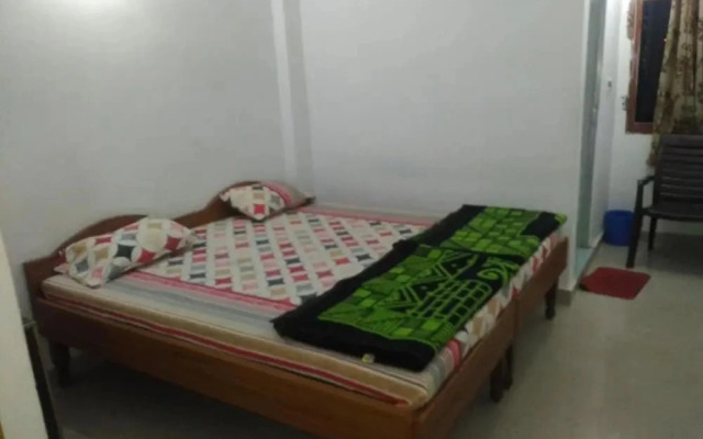 Sharda Guest House Bodhgaya by Goroomgo