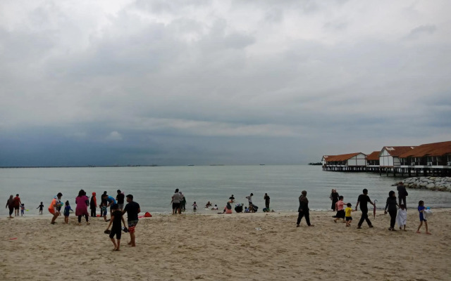 Glory Beach Resort