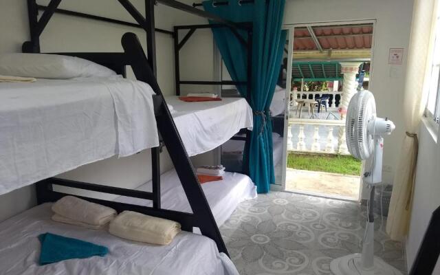 Marysol Lodging Hostel & Camping
