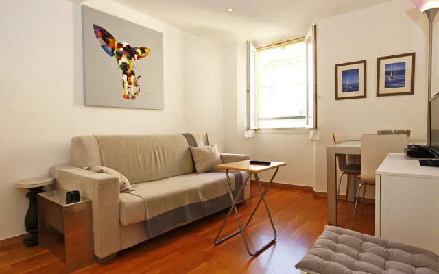 Apartment Mistral