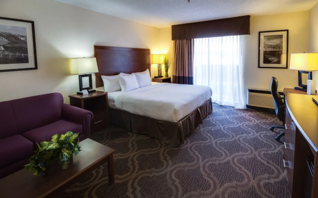 Ashmore Inn and Suites